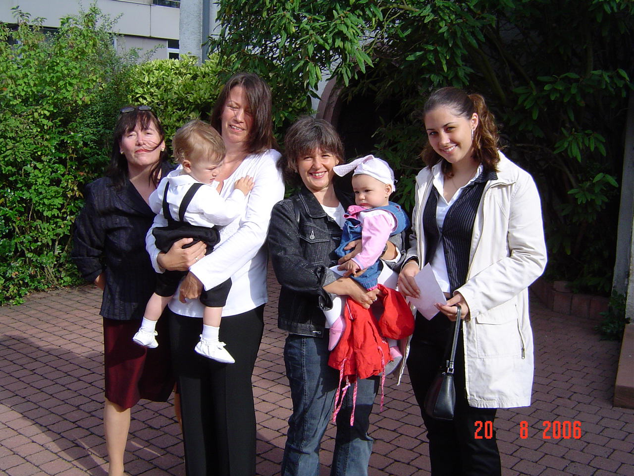 Claudia Mami Anette und Sarah