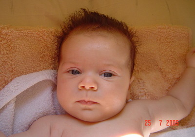 hier bin ich frisch gebadet zu sehen, noch etwas feuchtes Haar, es macht spass zu baden!! Freu mich schon auf das n�chste mal !