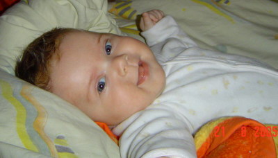 Hier l�chel ich mal in die Digicam, muss ja auch mal sein, aber ich lache ja gerne...