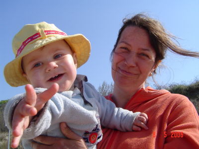 Da hab ich ein Sonnenhut an, ist doch ganz sch�n und Sinnvoll, bei der vielen Sonne?